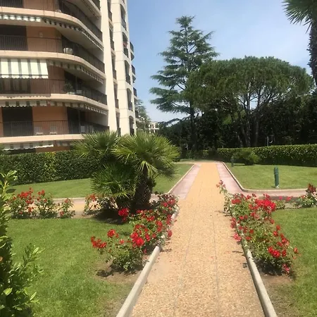Apartment Ideal Couple, Magnifique 2 Pieces Piscine *