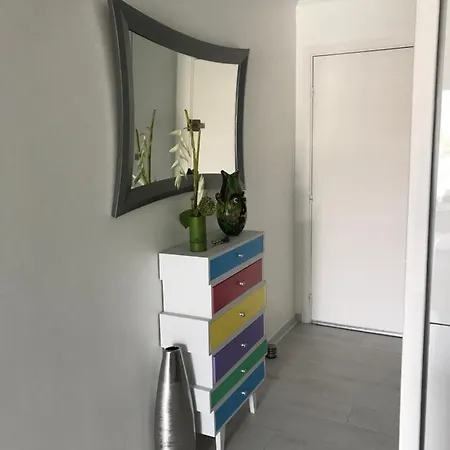 Ideal Couple, Magnifique 2 Pieces Piscine Apartment Mandelieu